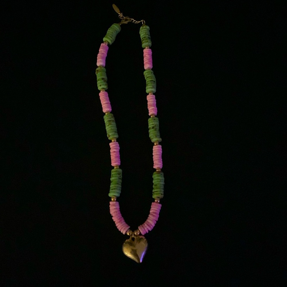 Jewelry…Pink gold and green 18 inch necklace